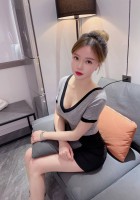 大家好，我是杨杨，请大家多多照顾~！